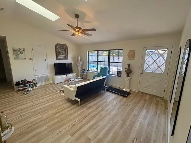 $2,750 | 117 Lincolnshire Drive, Niceville, FL 32578