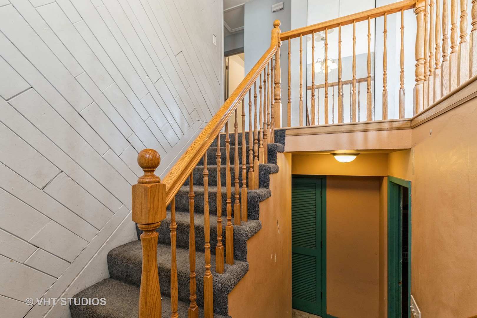 414 Garfield Road Ingleside, IL 60041 - Photo 5 of 13 a view of entryway