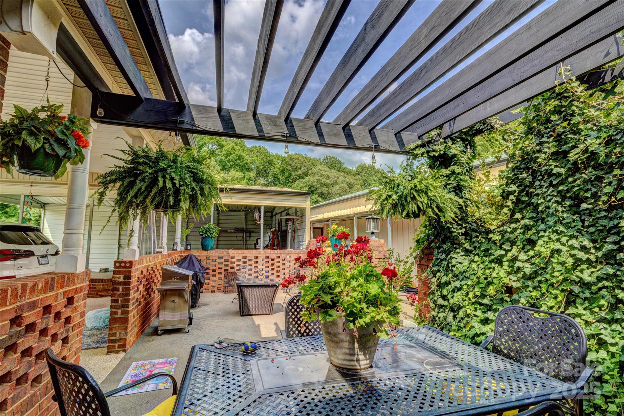 253 Suncrest Road Cherryville, NC 28021 - Photo 11 of 33 a view of porch with seating space