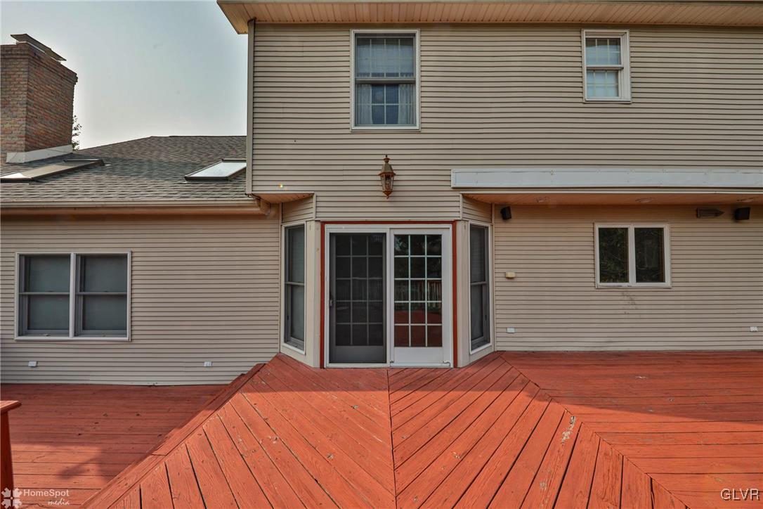 517 Roberts Road Nazareth, PA 18064 - Photo 10 of 50 a backyard of a house with seating space