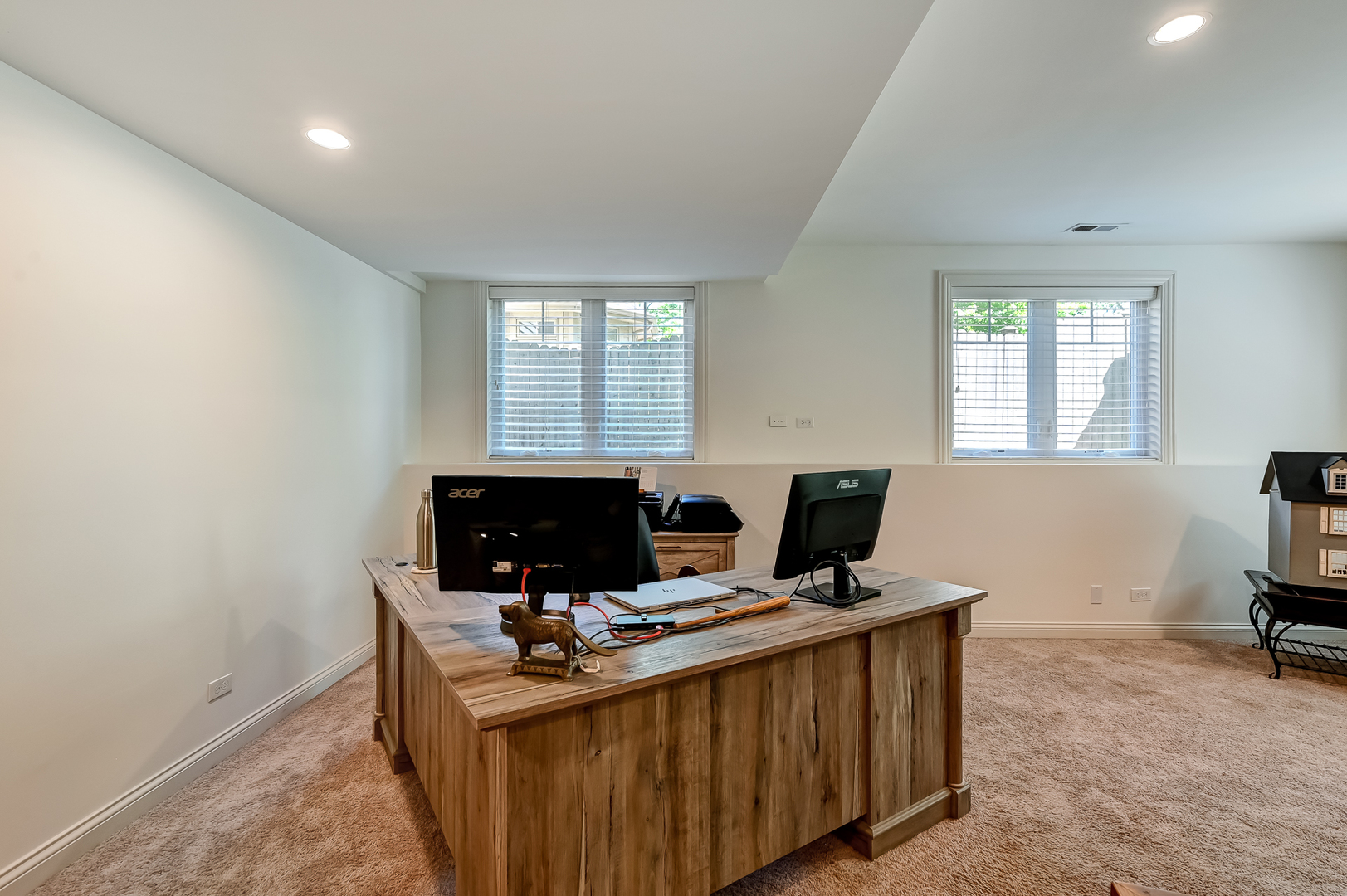 5607 Hillcrest Road Downers Grove, IL 60516 - Photo 34 of 50 a view of a workspace with furniture and a window