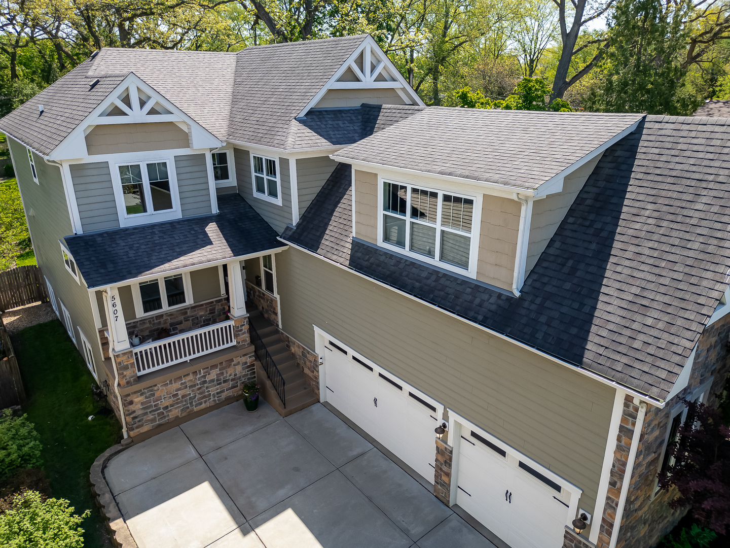 5607 Hillcrest Road Downers Grove, IL 60516 - Photo 4 of 50 a aerial view of a house with a yard