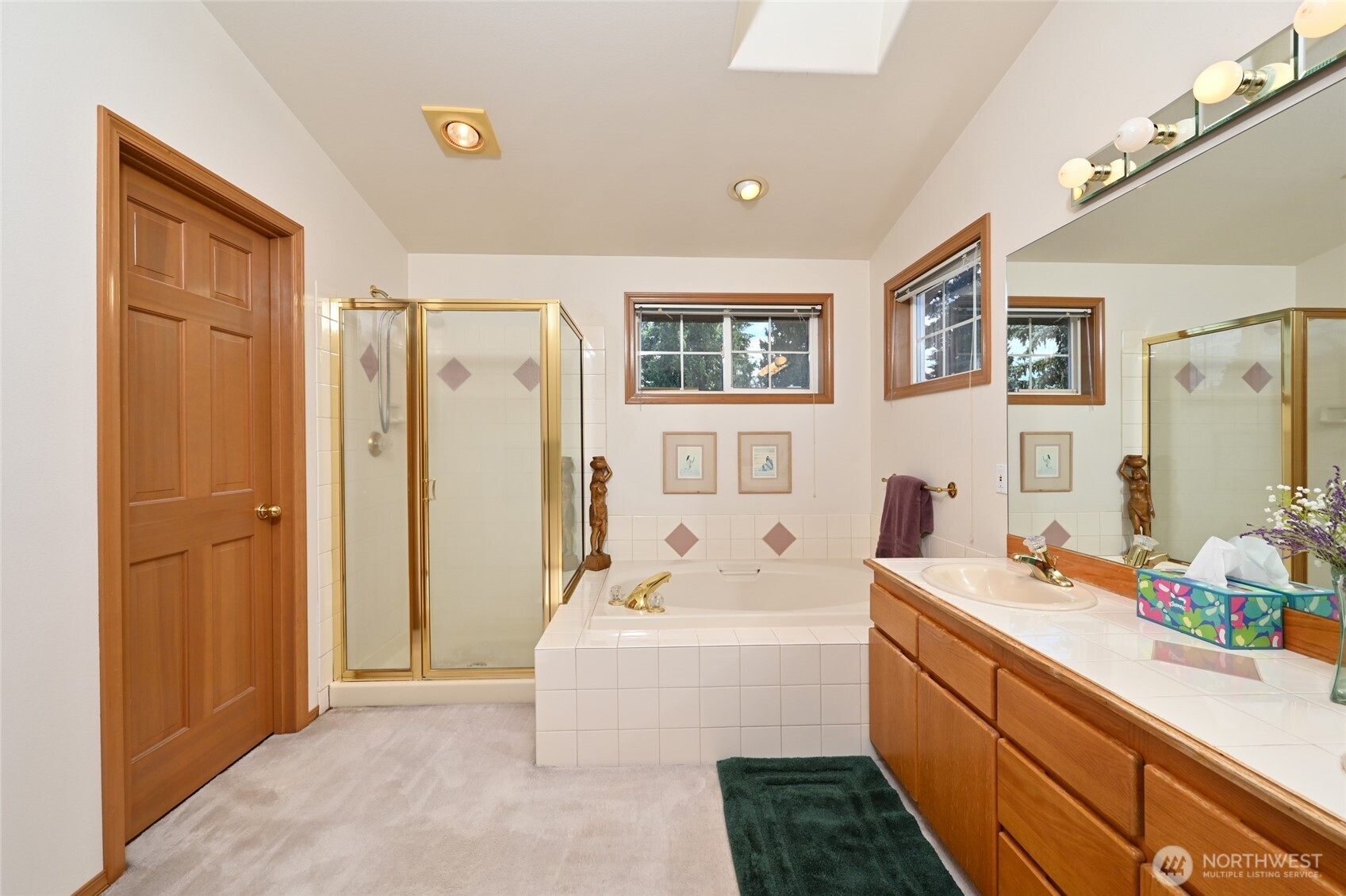 1529 Ilwaco Avenue Northeast Renton, WA 98059 - Photo 19 of 40