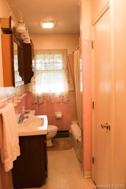 235 Landis Road Marion, NC 28752 - Photo 22 of 24 Gallery Image 22