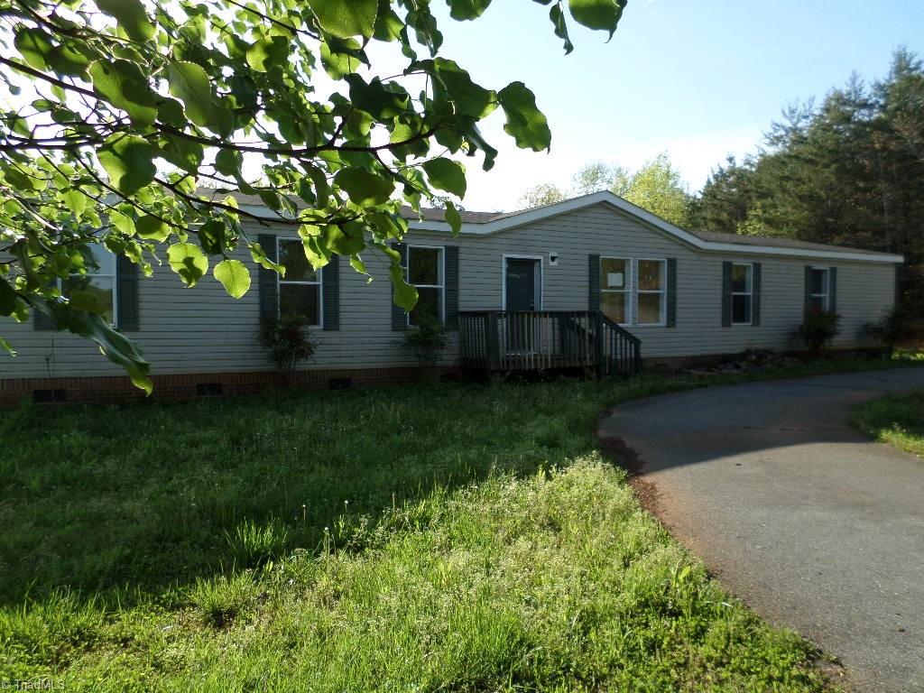 480 York Road Mount Airy, NC 27030 - Photo 1 of 12 Gallery Image 1