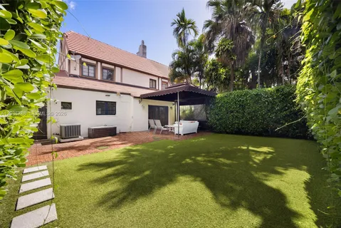 $1,250,000 | 408 Viscaya Avenue, Coral Gables, FL 33134