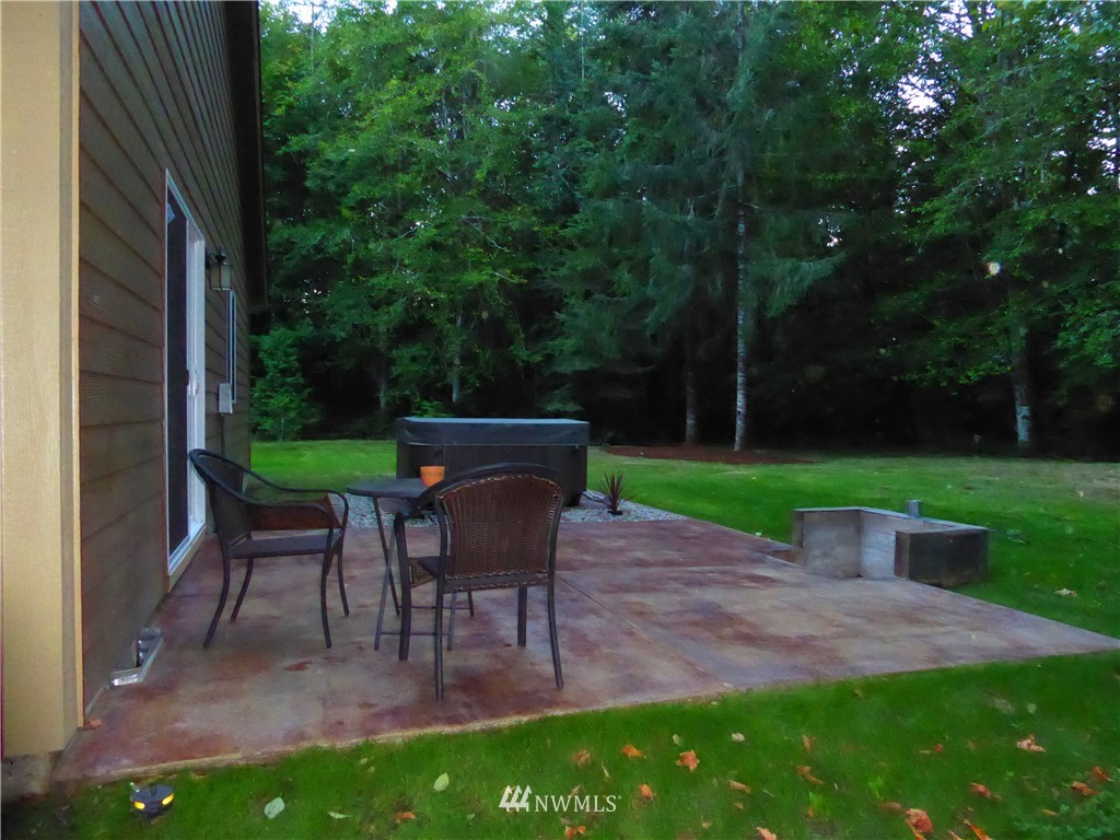 3942 Delphi Road Southwest Olympia, WA 98512 - Photo 12 of 19 Gallery Image 12