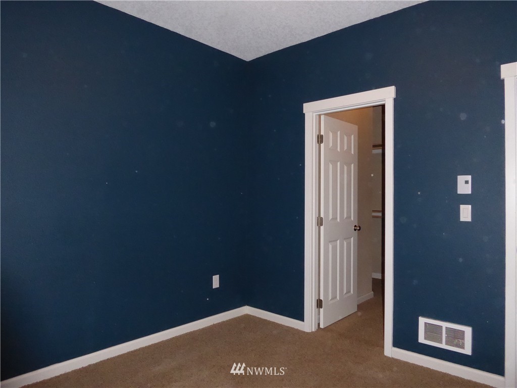 3942 Delphi Road Southwest Olympia, WA 98512 - Photo 14 of 19 Gallery Image 14