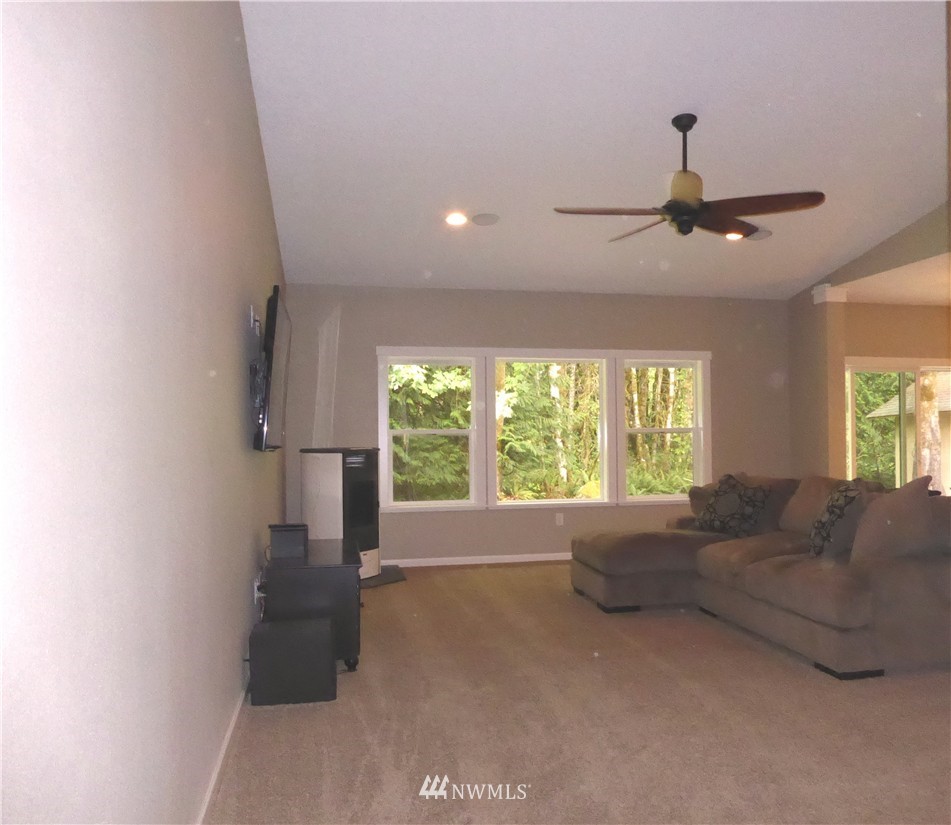 3942 Delphi Road Southwest Olympia, WA 98512 - Photo 5 of 19 Gallery Image 5