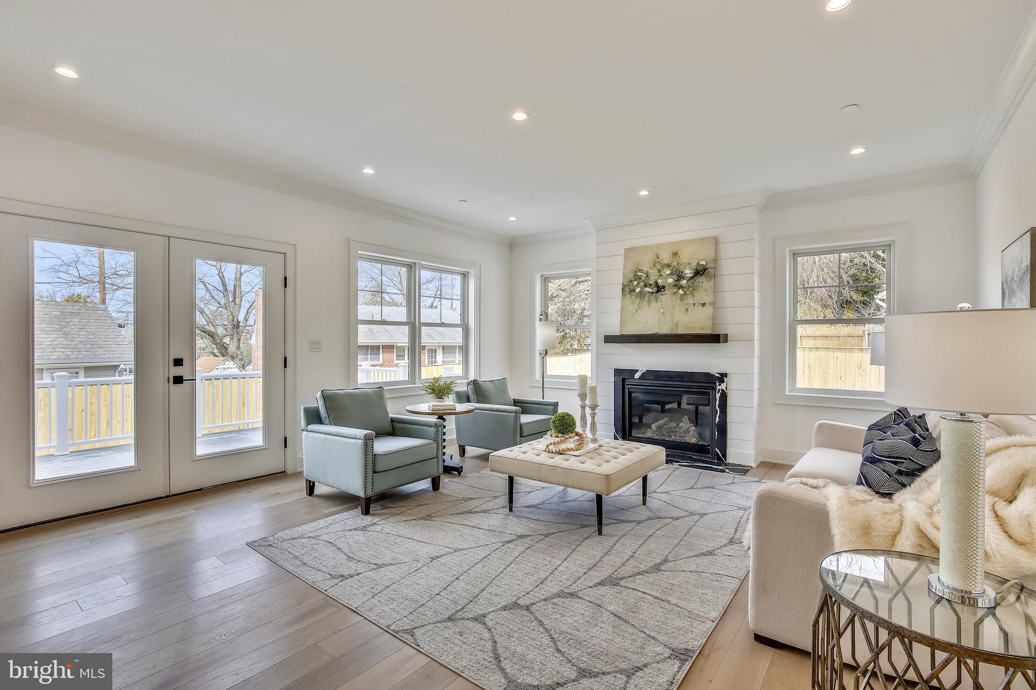 10024 Sinnott Drive Bethesda, MD 20817 - Photo 3 of 87