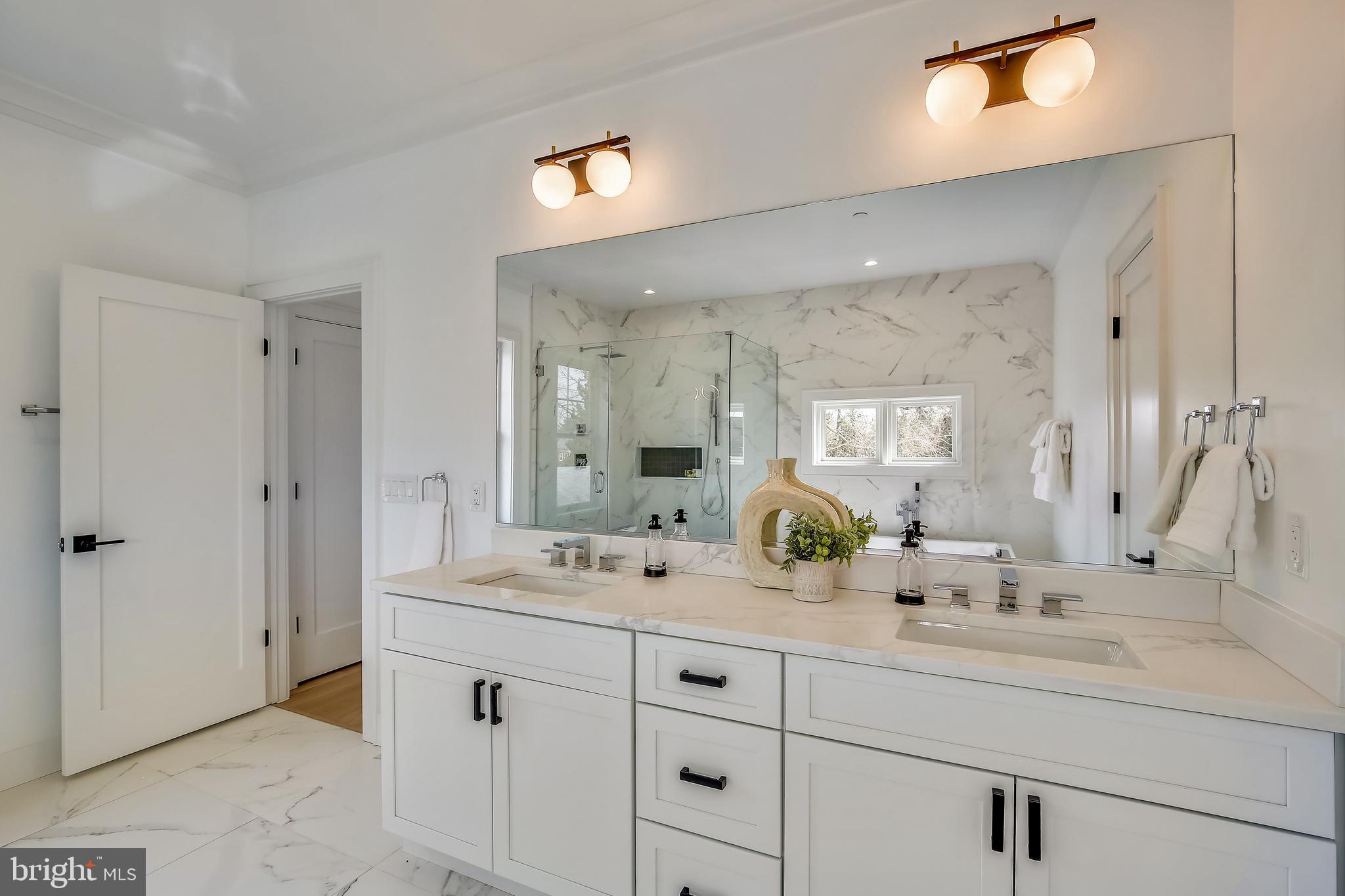 10024 Sinnott Drive Bethesda, MD 20817 - Photo 34 of 87