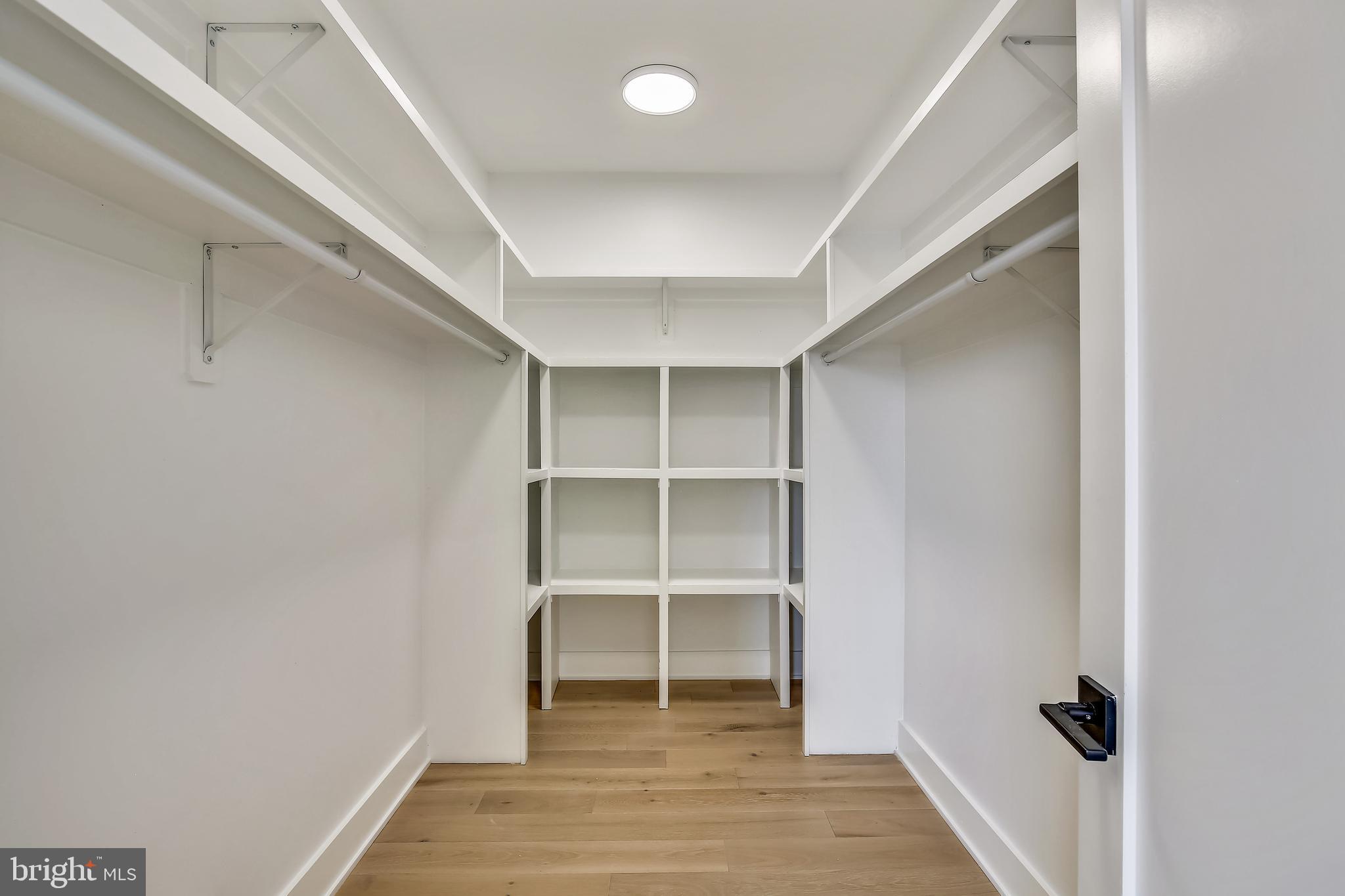 10024 Sinnott Drive Bethesda, MD 20817 - Photo 38 of 87