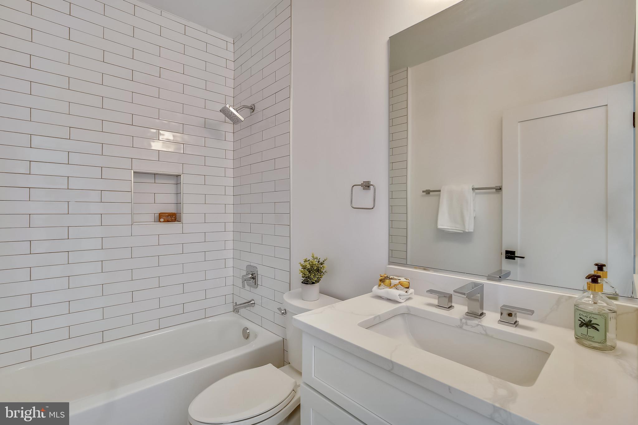 10024 Sinnott Drive Bethesda, MD 20817 - Photo 48 of 87