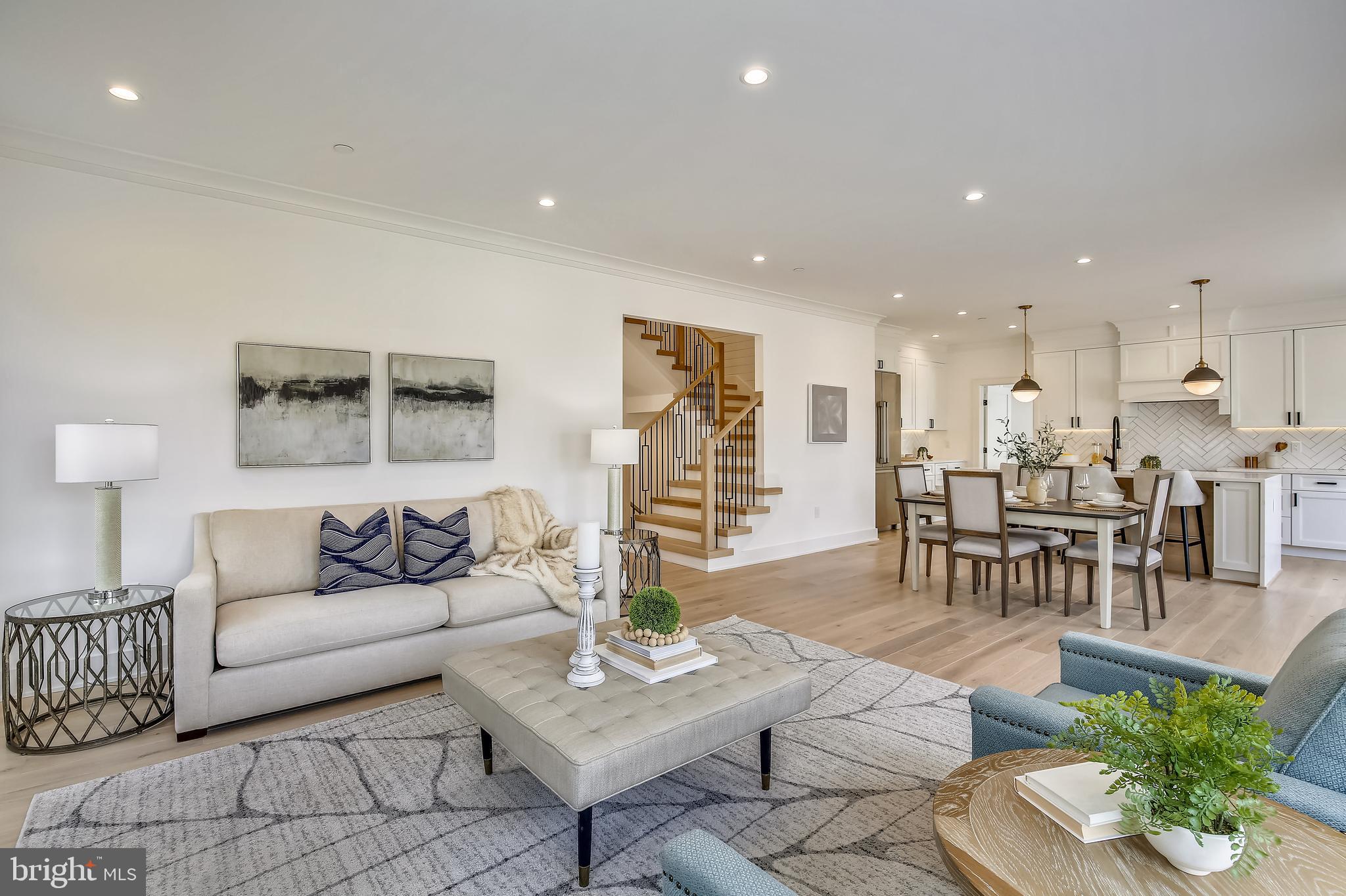 10024 Sinnott Drive Bethesda, MD 20817 - Photo 5 of 87