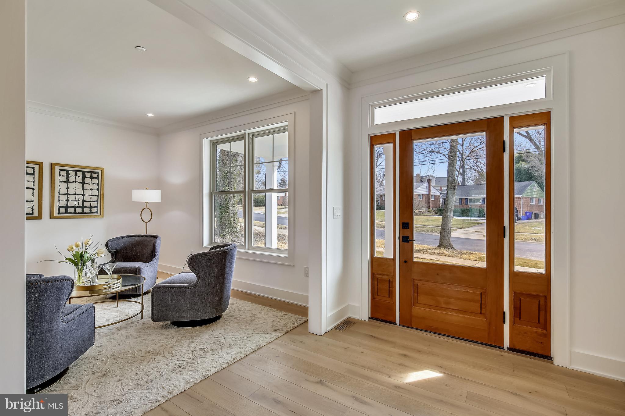 10024 Sinnott Drive Bethesda, MD 20817 - Photo 7 of 87