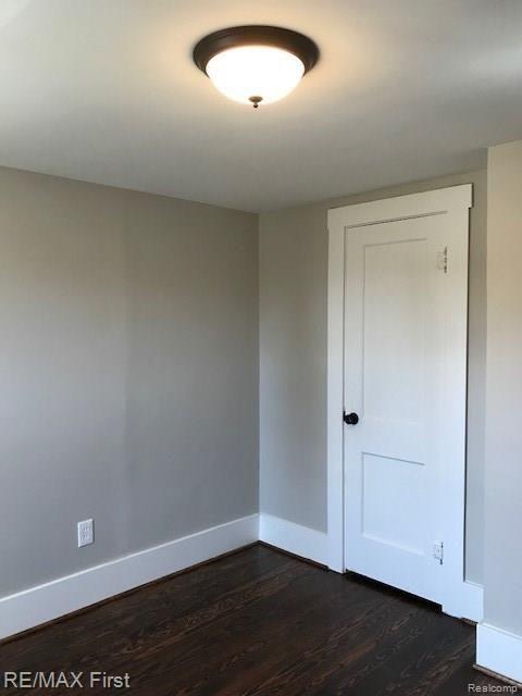4942 South Wayne Road Wayne, MI 48184 - Photo 25 of 29