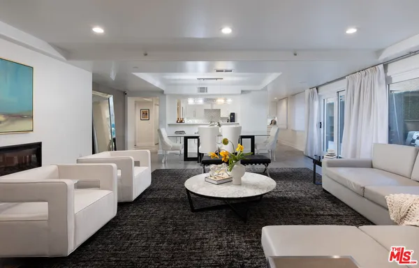 $10,000 | 155 North Hamilton Drive, Unit 102, Beverly Hills, CA 90211