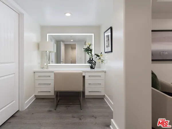 $10,000 | 155 North Hamilton Drive, Unit 102, Beverly Hills, CA 90211