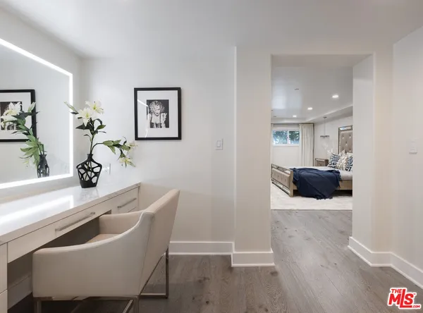 $10,000 | 155 North Hamilton Drive, Unit 102, Beverly Hills, CA 90211