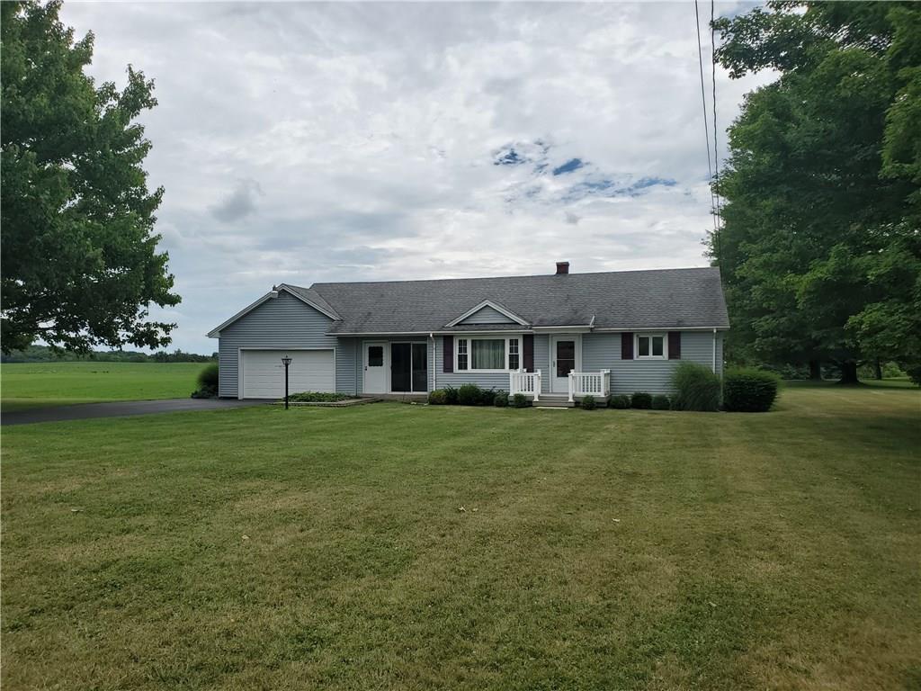 374 Clark Road Enon Valley, PA 16120 - Photo 3 of 25 Gallery Image 3