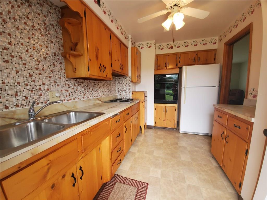 374 Clark Road Enon Valley, PA 16120 - Photo 10 of 25 Gallery Image 10