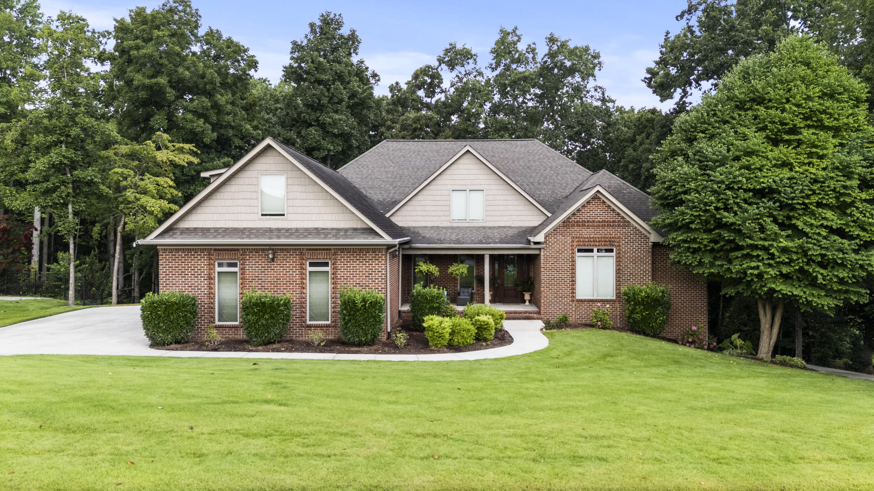 175 Grandview Point Ringgold, GA 30736 - Photo 1 of 53 Front of the House