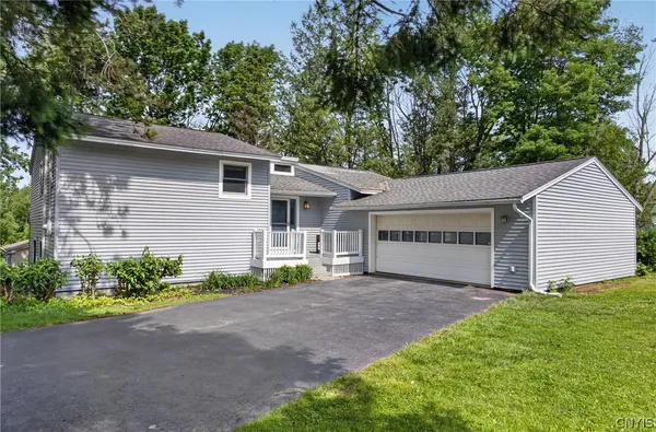$329,900 | 18 Harvest Drive, Oswego, NY 13126
