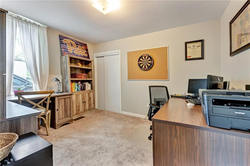 46 Gensler Road Pittsburgh, PA 15236 - Photo 8 of 20 Gallery Image 8