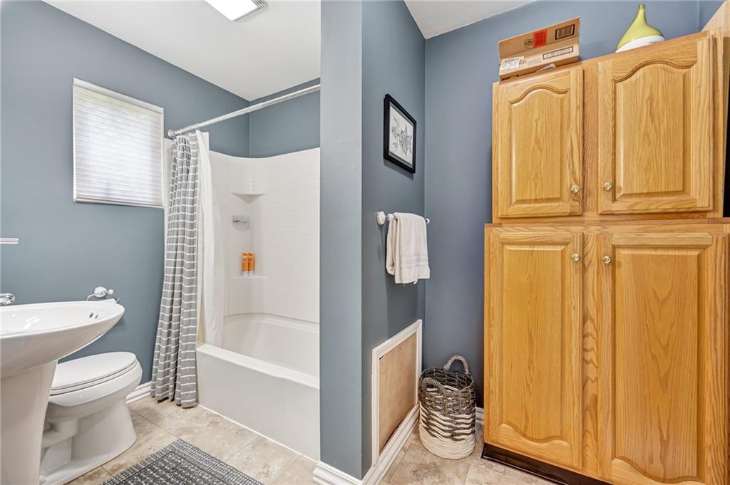 46 Gensler Road Pittsburgh, PA 15236 - Photo 10 of 20 Gallery Image 10