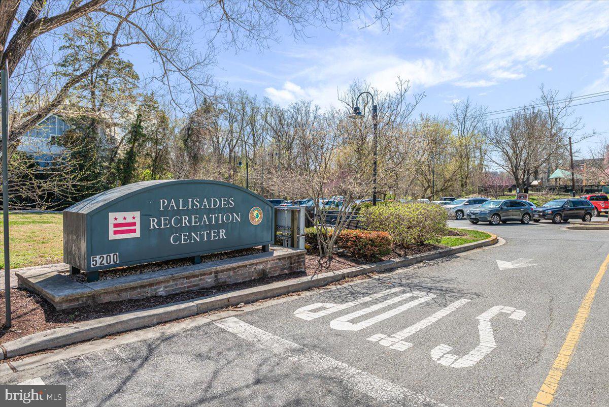 5112 MacArthur Boulevard Northwest, Unit 110 Washington, DC 20016 - Photo 18 of 38