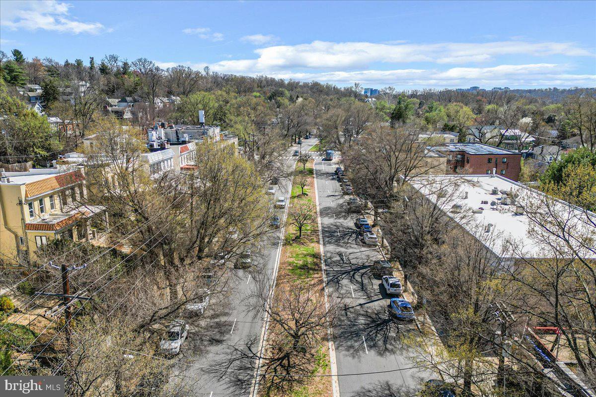 5112 MacArthur Boulevard Northwest, Unit 110 Washington, DC 20016 - Photo 26 of 38