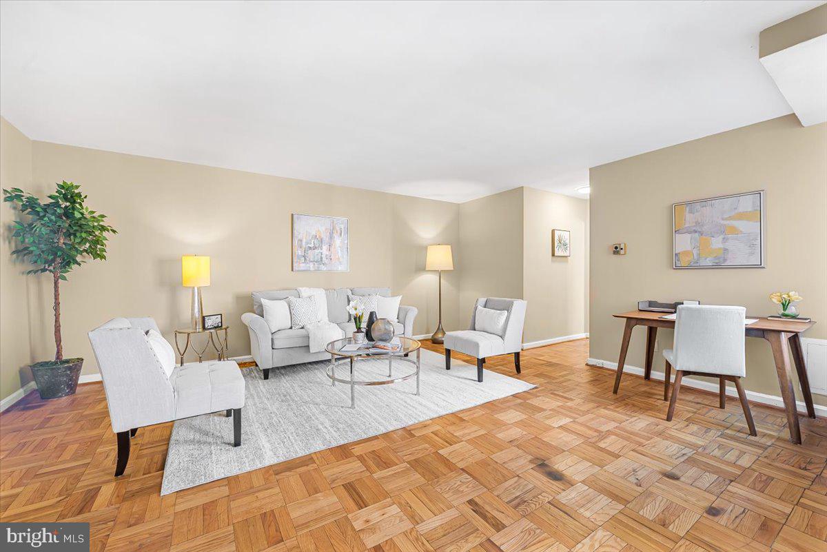 5112 MacArthur Boulevard Northwest, Unit 110 Washington, DC 20016 - Photo 4 of 38