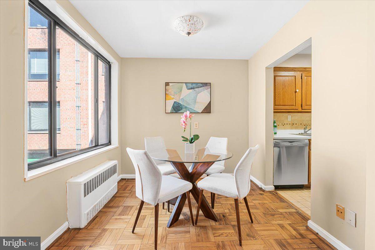 5112 MacArthur Boulevard Northwest, Unit 110 Washington, DC 20016 - Photo 5 of 38