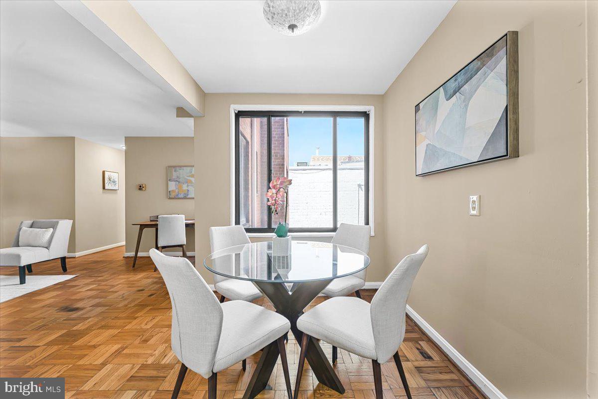 5112 MacArthur Boulevard Northwest, Unit 110 Washington, DC 20016 - Photo 9 of 38