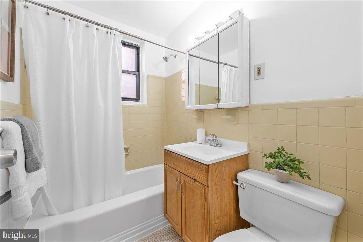 5112 MacArthur Boulevard Northwest, Unit 110 Washington, DC 20016 - Photo 10 of 38