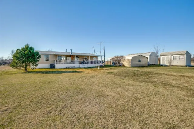 a view of a lake with houses