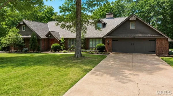 $539,900 | 1301 Lurlyn Road, Poplar Bluff, MO 63901