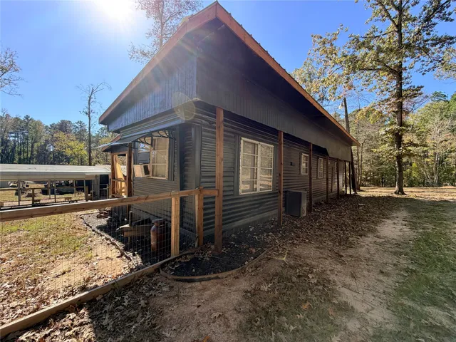 a house view with a outdoor space