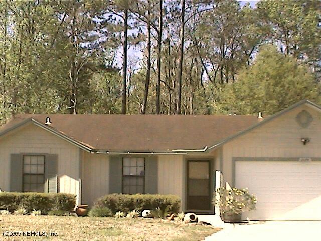2184 Rothbury Drive Jacksonville, FL 32221 - Photo 1 of 3 a view of backyard of the house