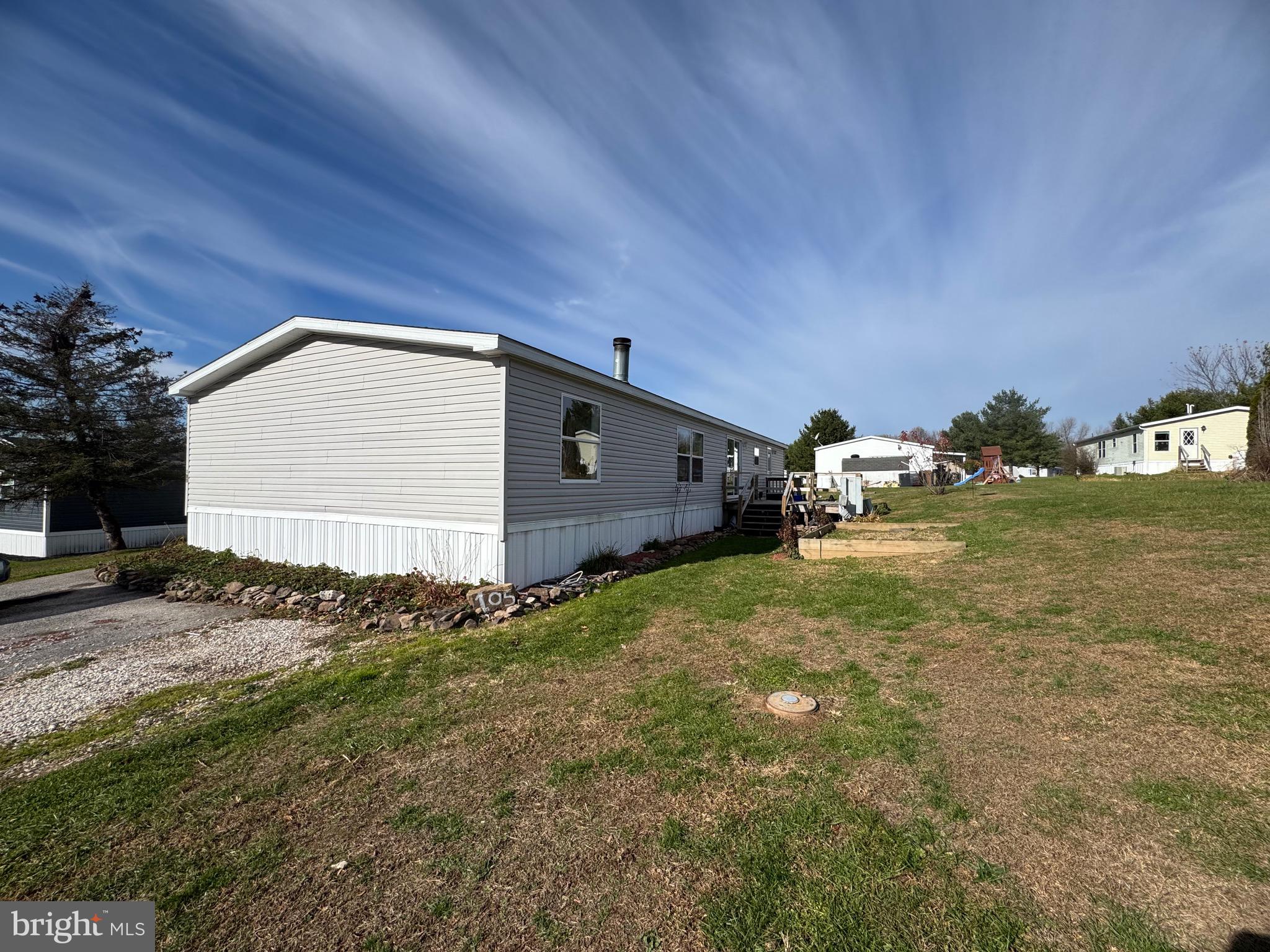 701 Cassel Road, Unit 105 Manchester, PA 17345 - Photo 30 of 35 a backyard of a house
