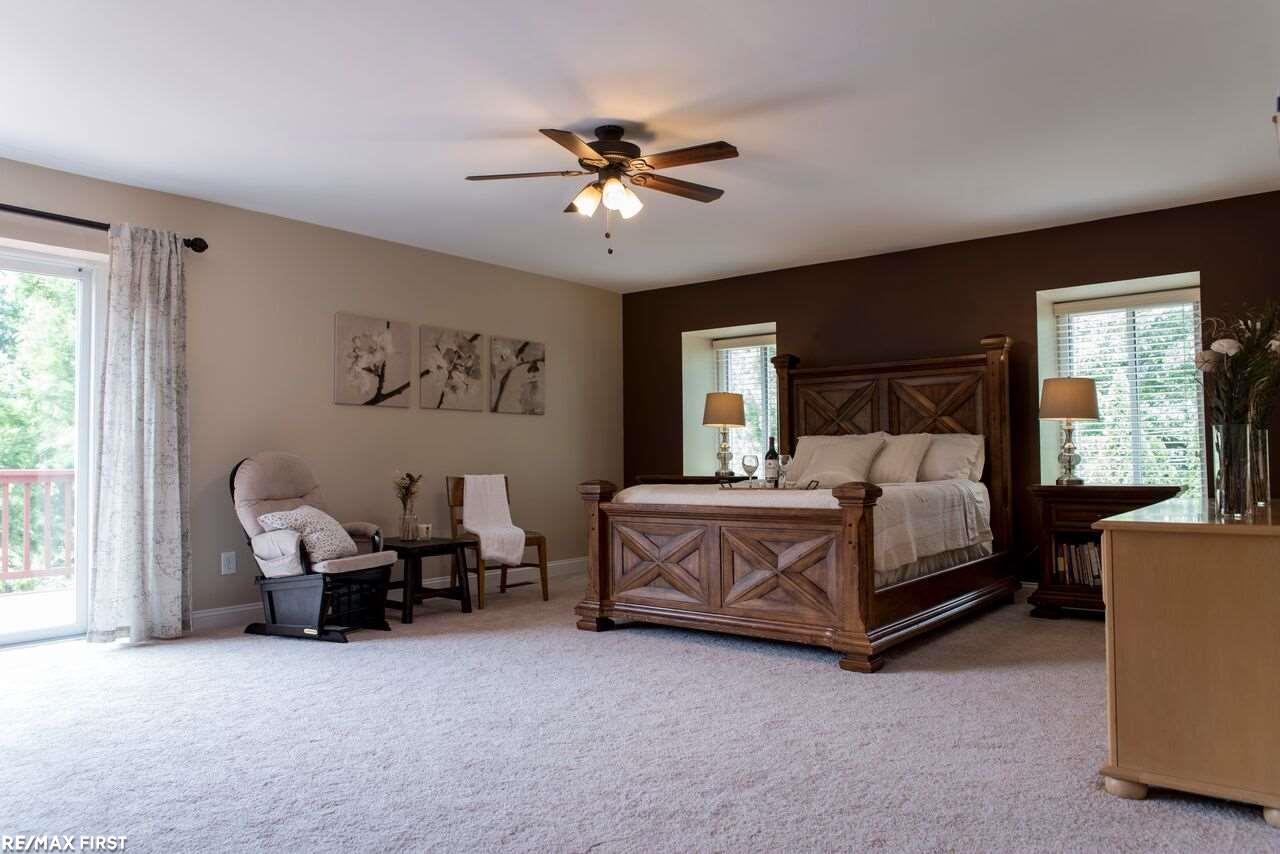 18306 Millar Road Clinton Township, MI 48036 - Photo 30 of 64 31312704-29.JPG