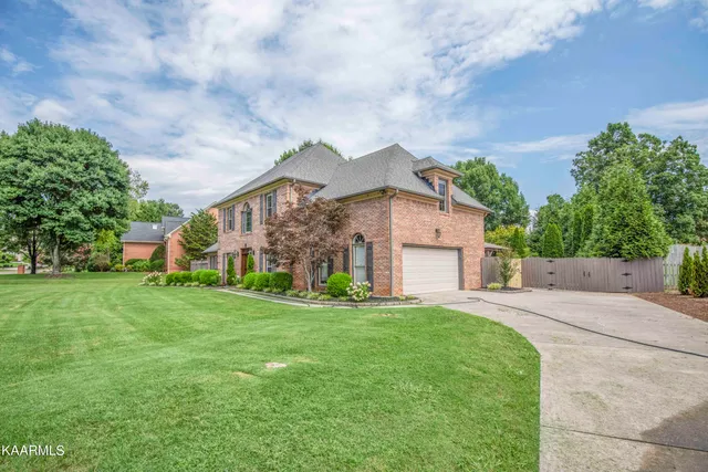 $4,350 | 10706 Eagle Glen Drive, Knoxville, TN 37922