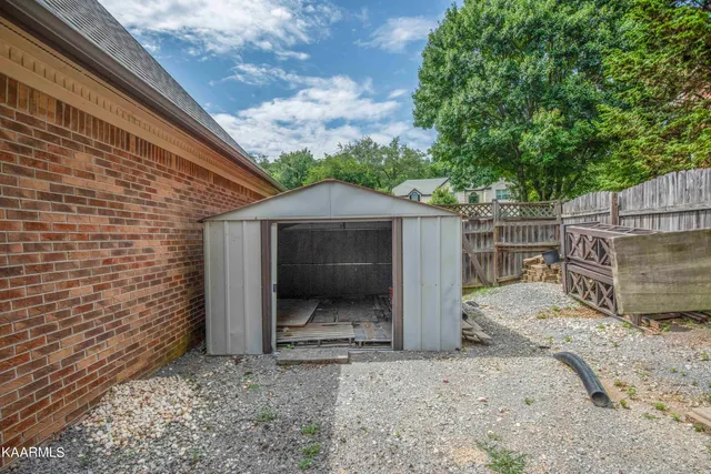 $4,350 | 10706 Eagle Glen Drive, Knoxville, TN 37922