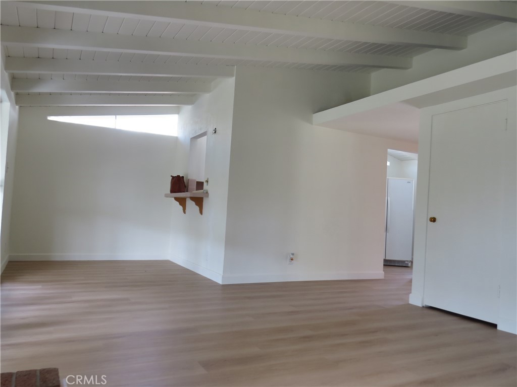 8159 Tunney Avenue Reseda, CA 91335 - Photo 8 of 33 a view of an empty room