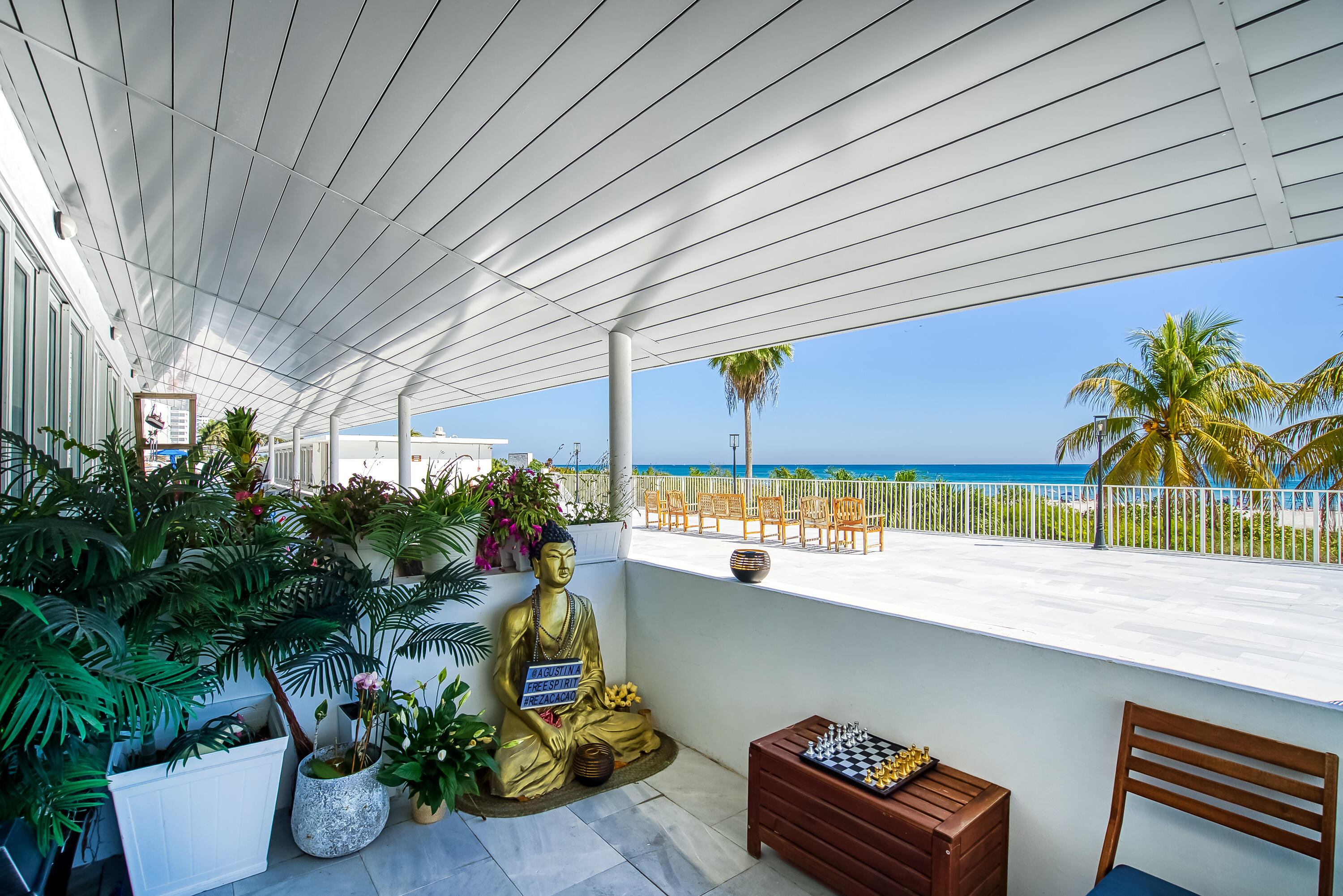 5601 Collins Avenue, Unit M5 Miami Beach, FL 33140 - Photo 11 of 59 11