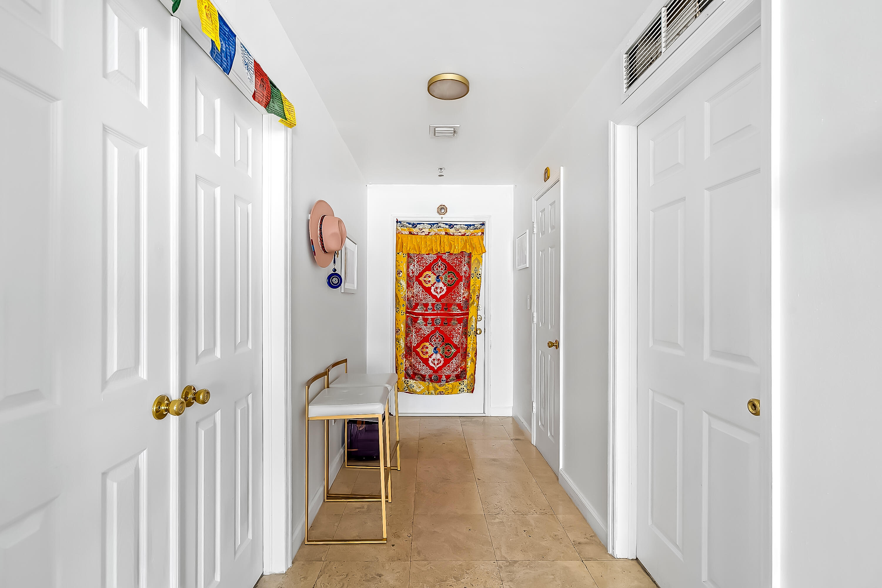 5601 Collins Avenue, Unit M5 Miami Beach, FL 33140 - Photo 18 of 59 18