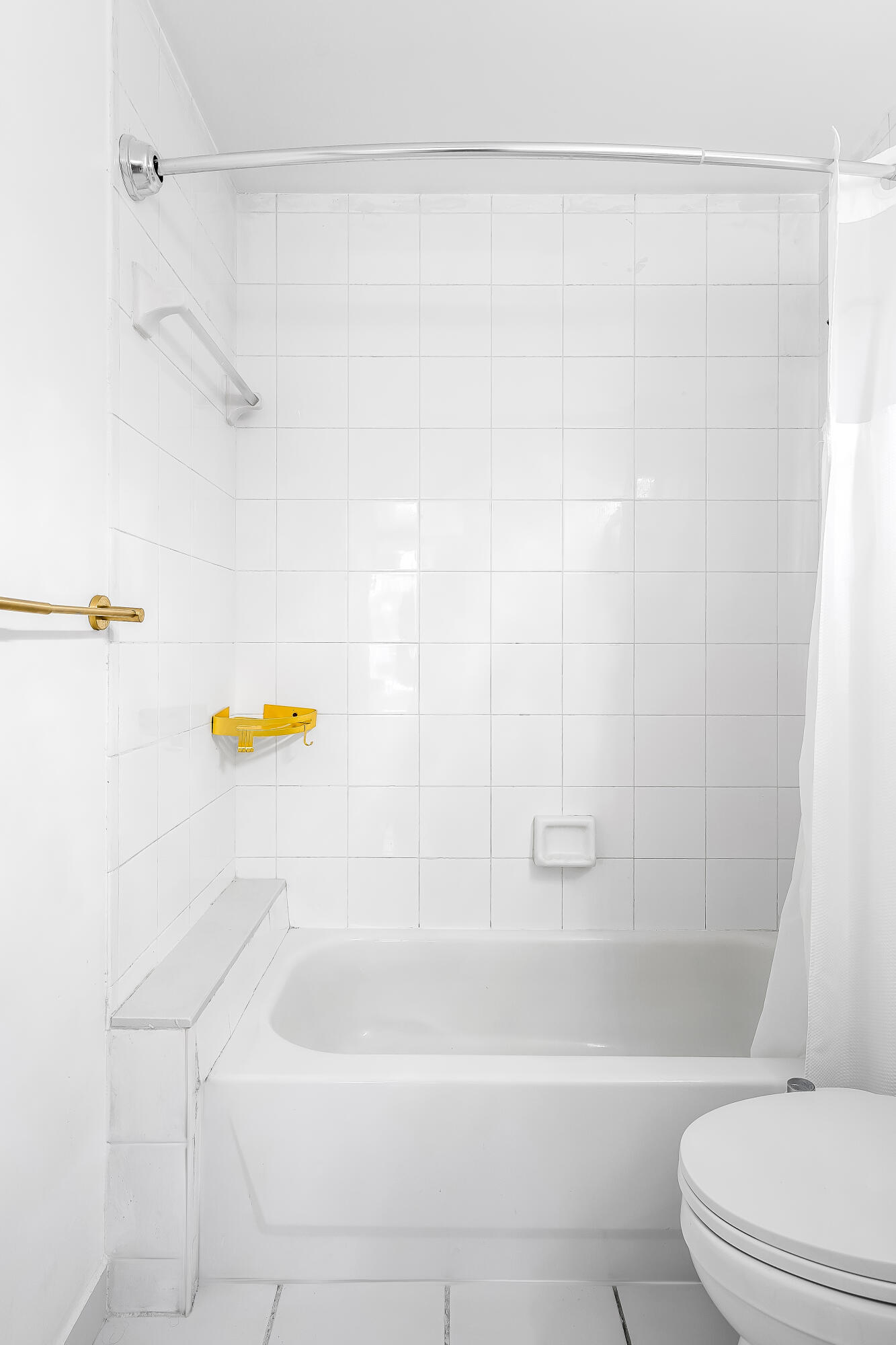 5601 Collins Avenue, Unit M5 Miami Beach, FL 33140 - Photo 25 of 59 25