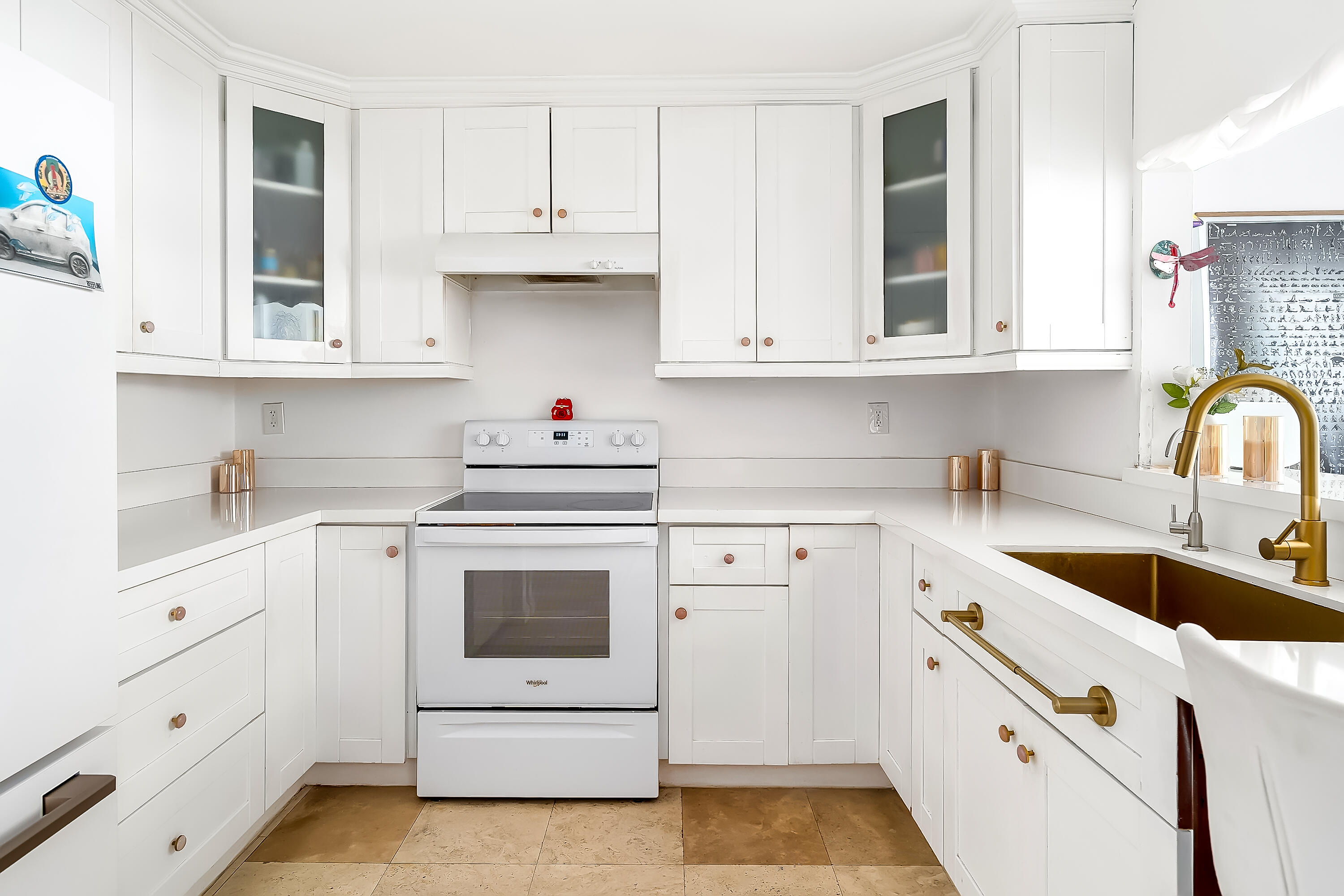 5601 Collins Avenue, Unit M5 Miami Beach, FL 33140 - Photo 27 of 59 27