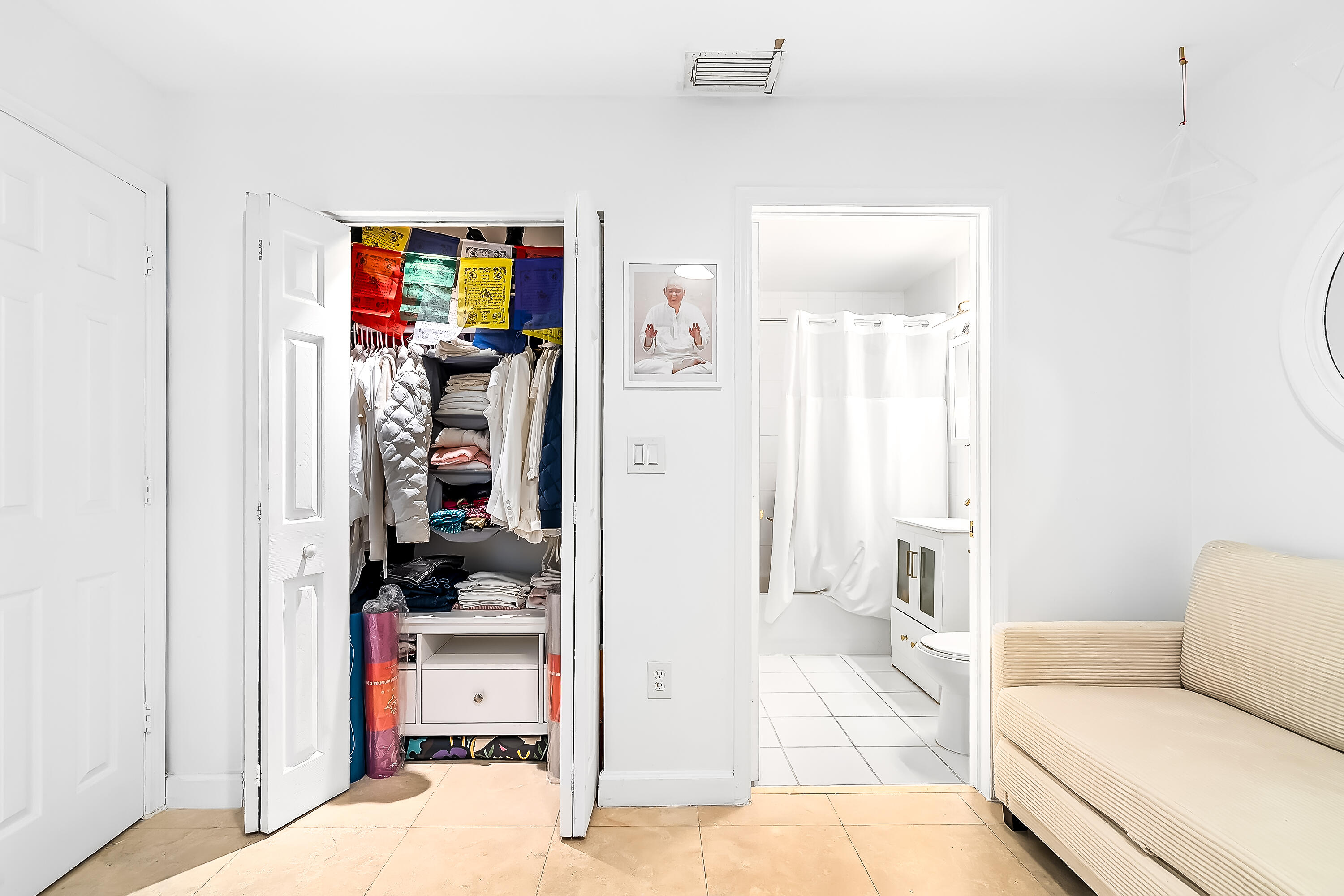 5601 Collins Avenue, Unit M5 Miami Beach, FL 33140 - Photo 33 of 59 33