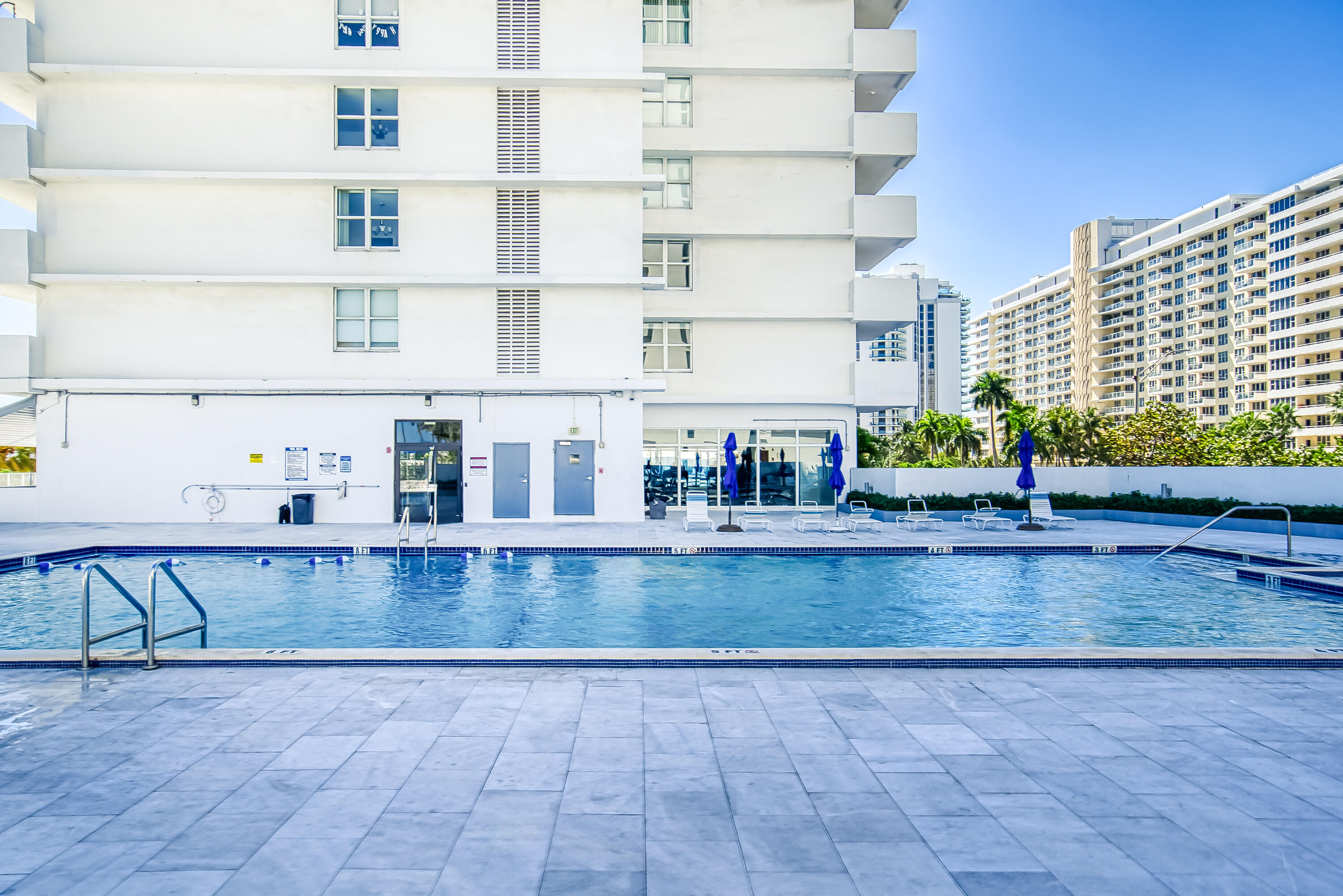5601 Collins Avenue, Unit M5 Miami Beach, FL 33140 - Photo 46 of 59 46